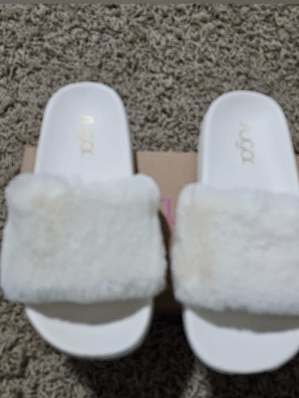NEW Sugar Sandals Wuzzy Slip On Furry 6 Slipper Slides Ivory Faux Fur - Picture 6 of 8